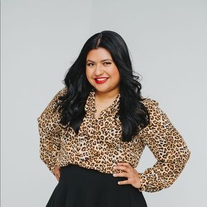 Meet your Posher, Ayesha